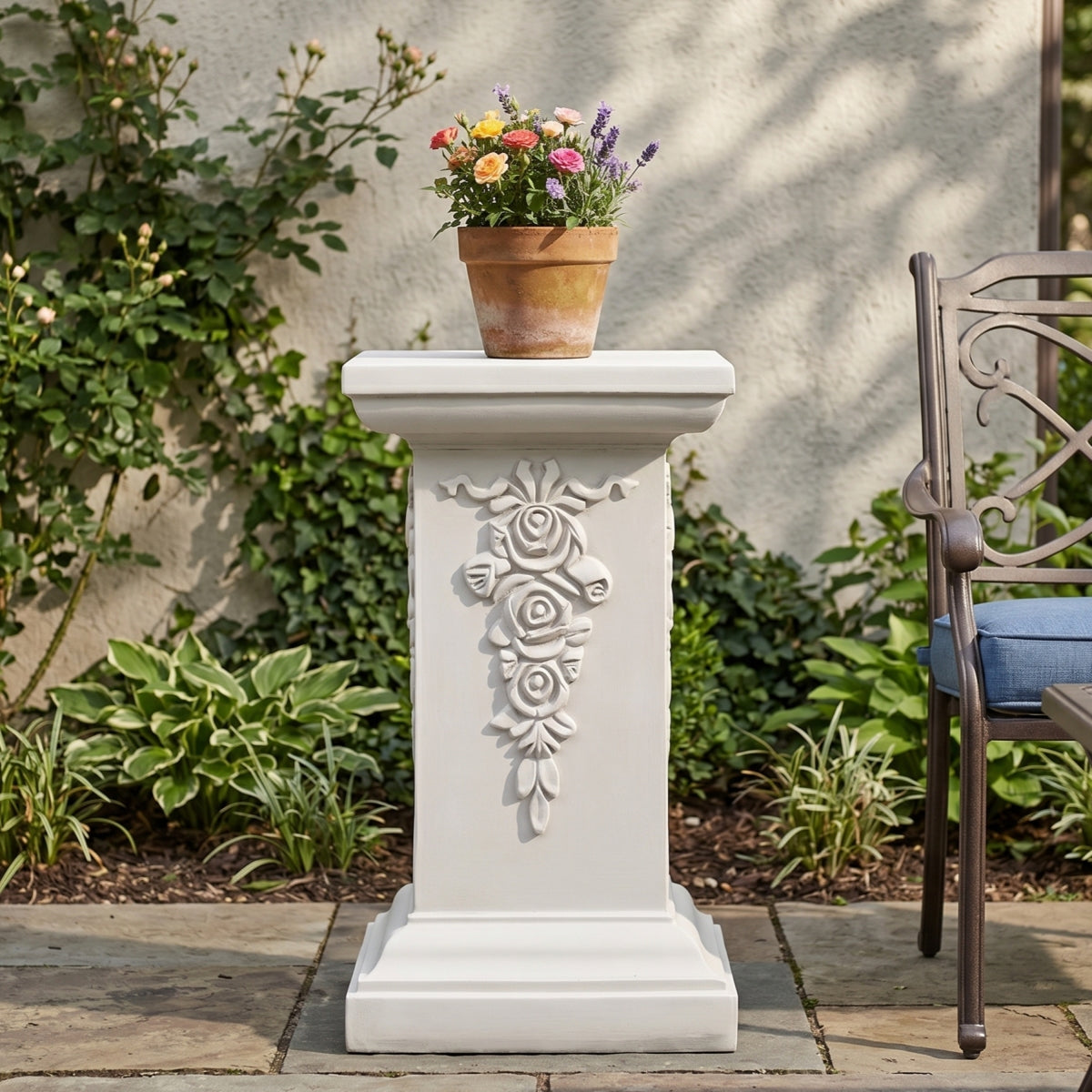 22-inch ornate floral pedestal plant stand